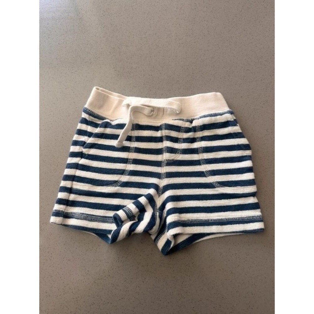 Baby Gap striped navy and blue baby shorts size 12-18 Months